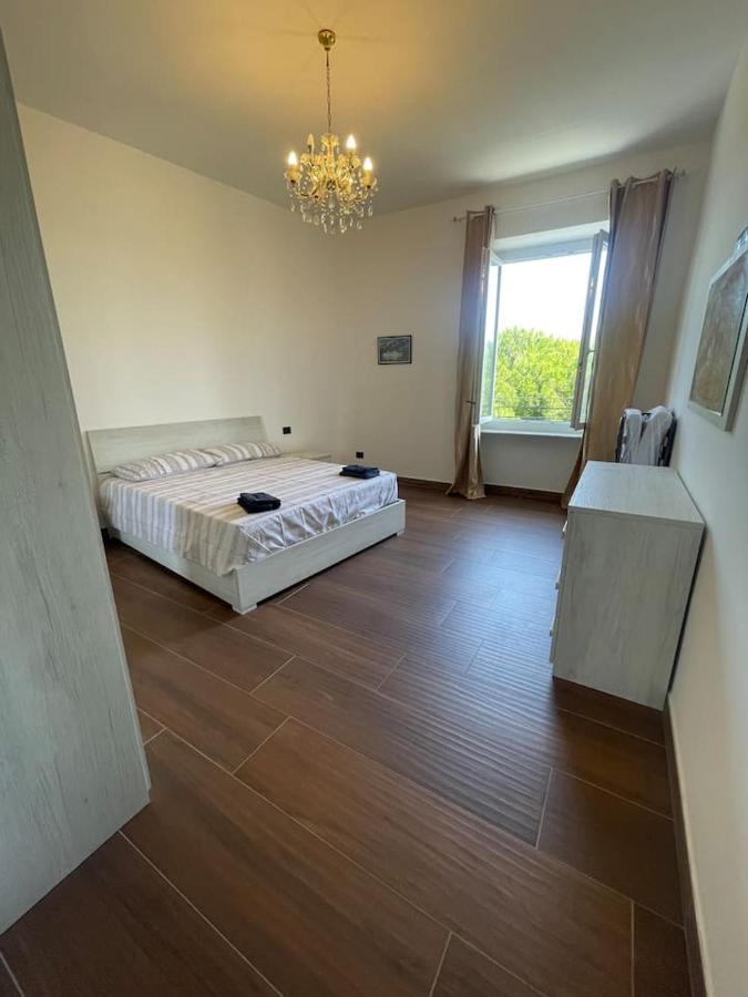 Ferienwohnung Autumn Vado Ligure Exterior foto