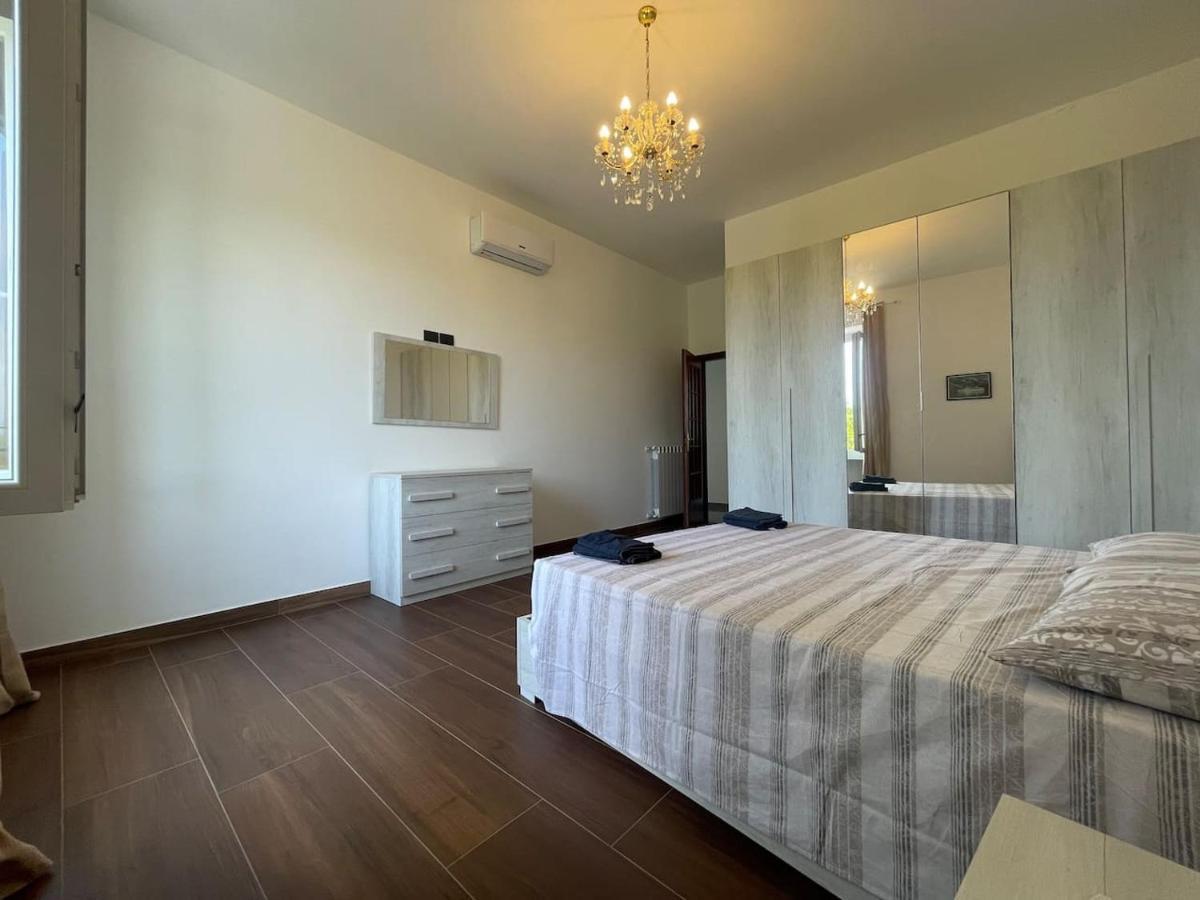 Ferienwohnung Autumn Vado Ligure Exterior foto